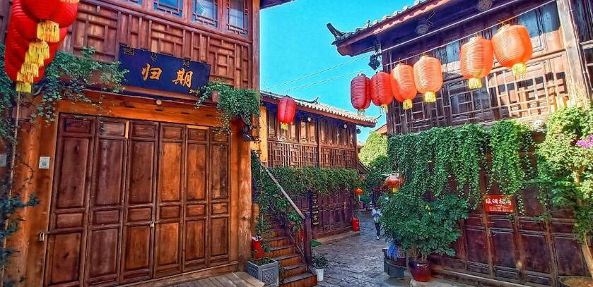 云南之旅：探秘彩云之南的神秘仙境