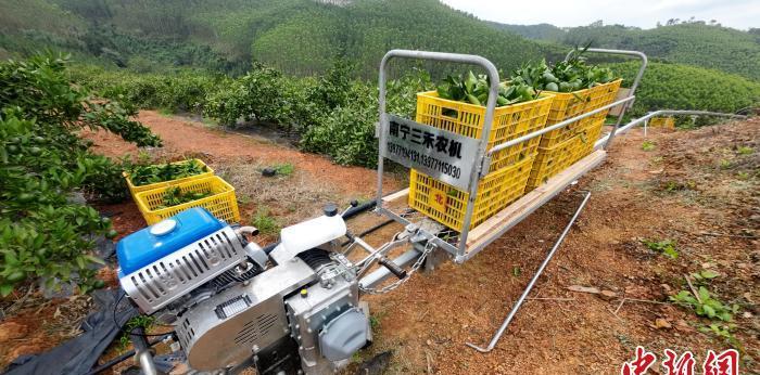 上山的小火車_小火車上山_爬山小火車