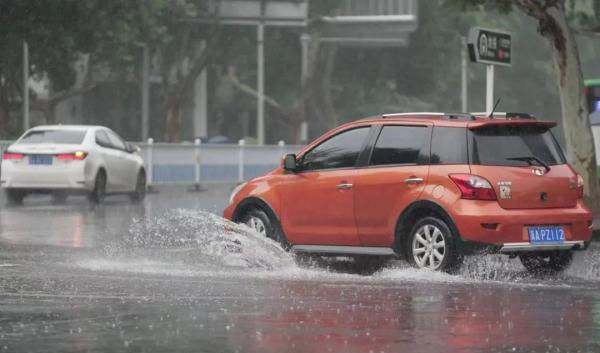 多項預警齊發!石家莊這些地道橋有積水!多趟列車停運!這些景點暫停開放