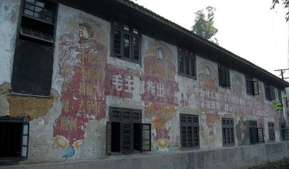 小火車上山坡_火車上山視頻_小火車上山