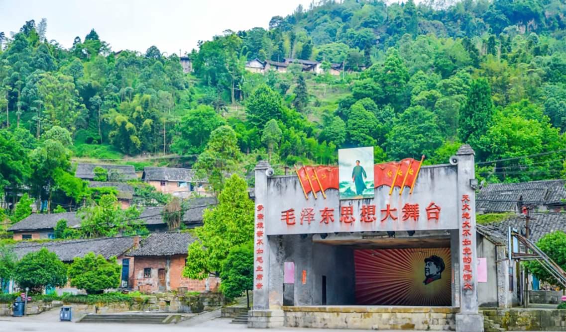 火車上山視頻_小火車上山_小火車上山坡