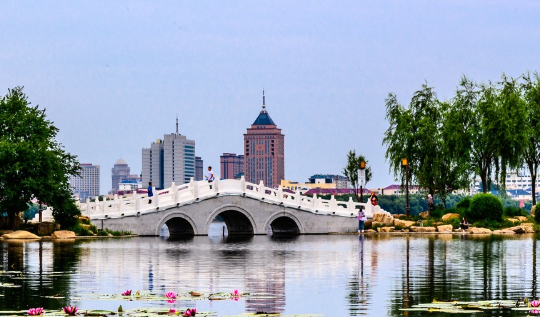 蒙自旅游景點推薦,帶你領略獨特的風光推薦:南湖公園、緣獅洞、尼蘇小鎮