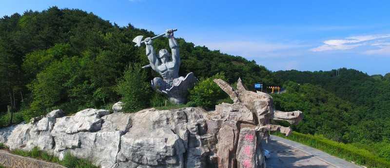 神道嶺——金秋黃龍的一道紅色風(fēng)景線