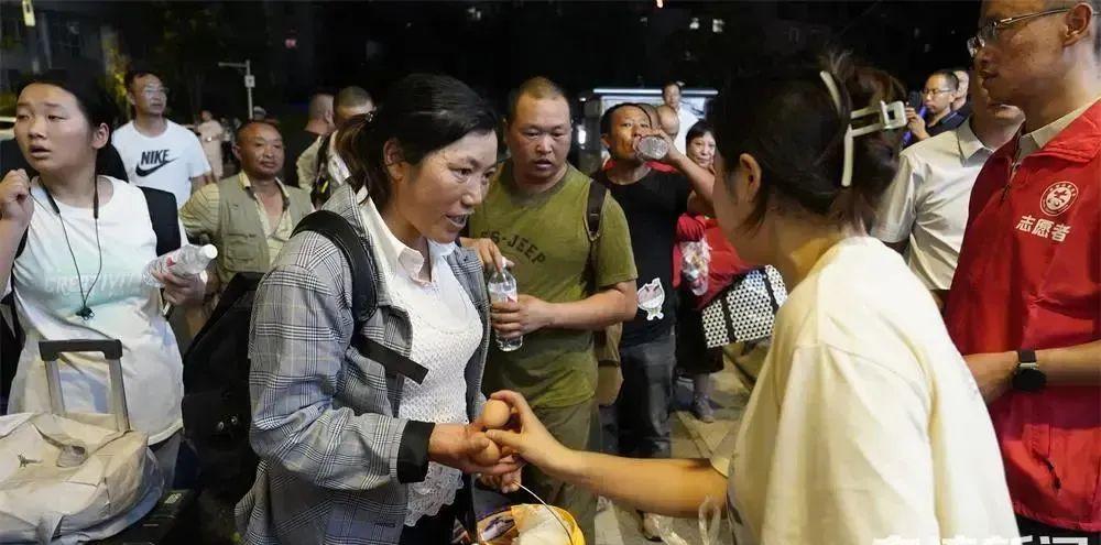 成都到隴南火車_成都到隴南火車在哪個車站上車_成都到隴南火車站