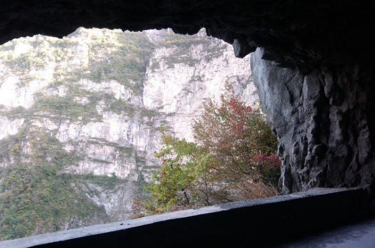 從鄭州到重慶自駕游_鄭州到重慶自駕沿途景點_鄭州至重慶自駕游走哪條路好