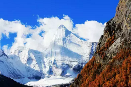 稻城亞丁周邊景點:四姑娘山、丹巴、新都橋,美不勝收