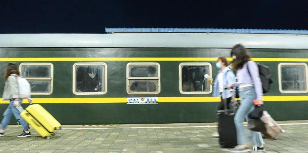 烏魯木齊到內地火車_到新疆烏魯木齊的火車_烏魯木齊至新疆