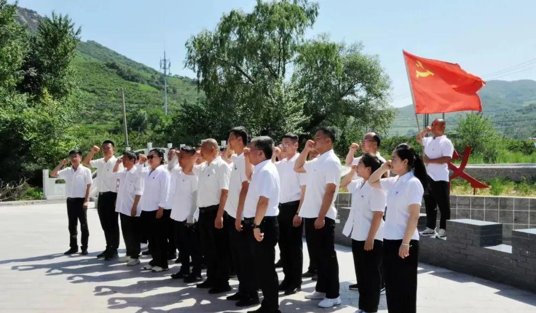 大石湖風(fēng)景區(qū)電話_義縣大石湖冰瀑_義縣大石湖風(fēng)景旅游區(qū)