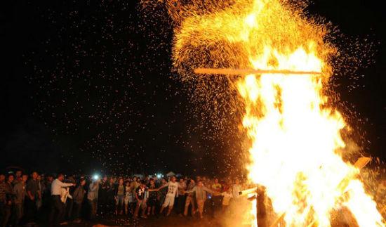 自駕洛克路 沸騰卓尼夜