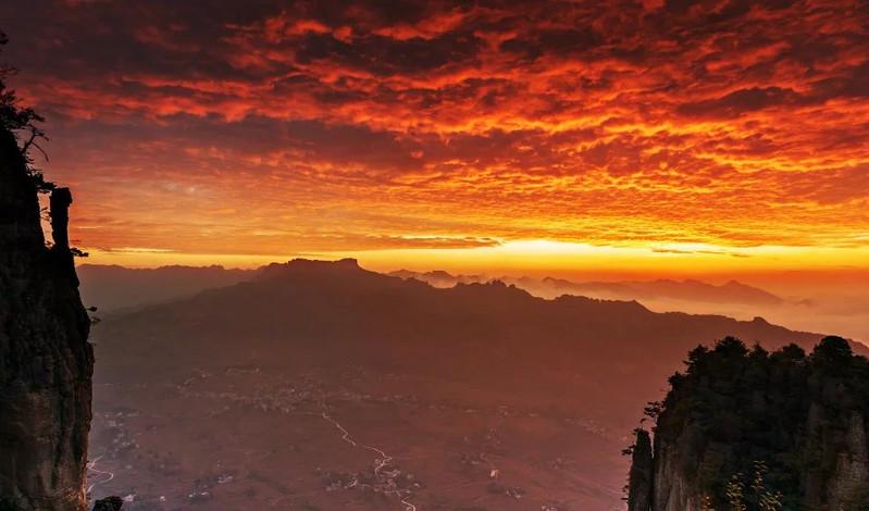 探秘恩施:領略大峽谷與神農溪的自然之美與歷史韻味