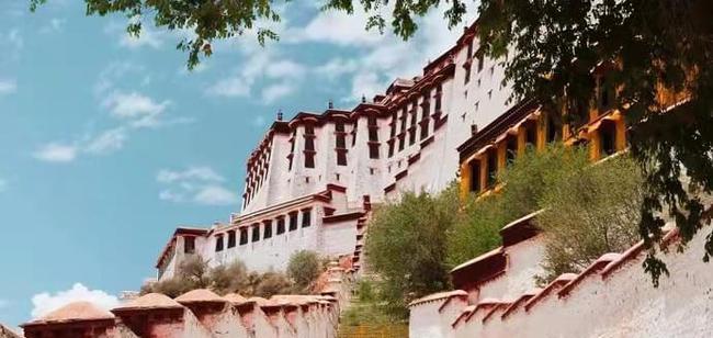 川藏線自駕游:探尋自由與未知,領略神秘韻味與壯美建筑