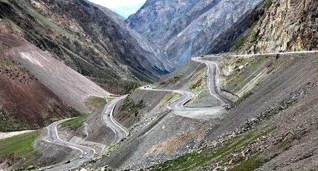 獨(dú)山子自駕游_獨(dú)山徒步_獨(dú)山旅游攻略