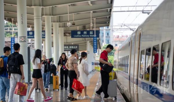 今起,柳州新增28列動車組!可直達珠海廈門北了!