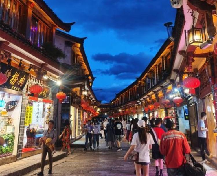 昆明站火車票預售時間_昆明站和昆明火車站_昆明站火車站