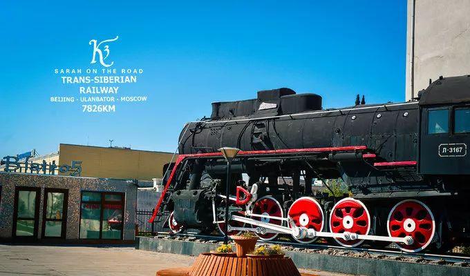 火車硬臥能充電_硬臥火車上可以充電嗎_火車充電硬臥上可以充電嗎