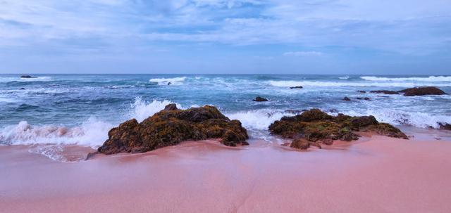 斯里蘭卡的海邊鐵路_斯里蘭卡火車(chē)在海里_斯里蘭卡海邊小火車(chē)