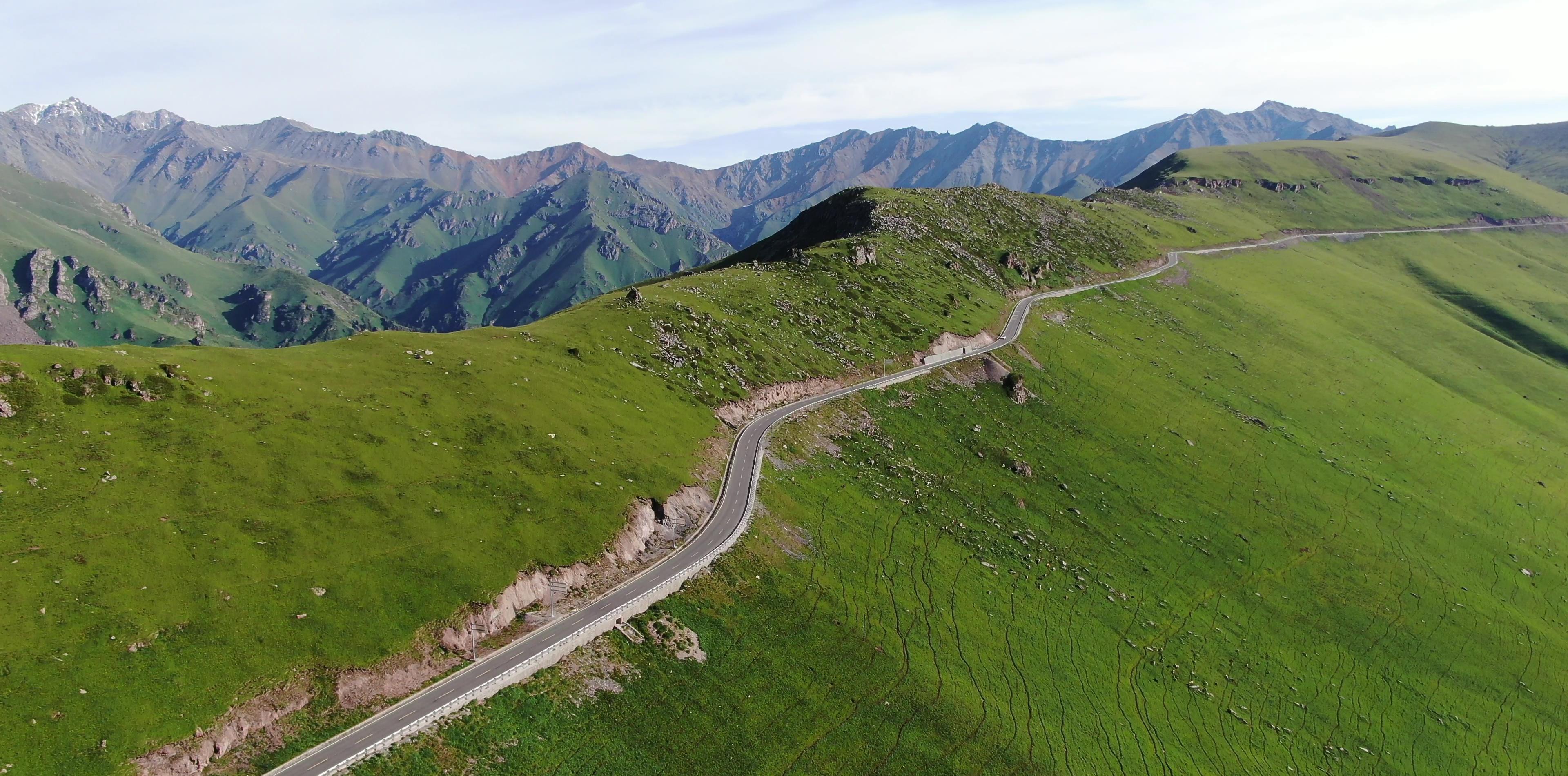 布爾津自駕游：探尋喀納斯湖與禾木村的神秘與寧靜