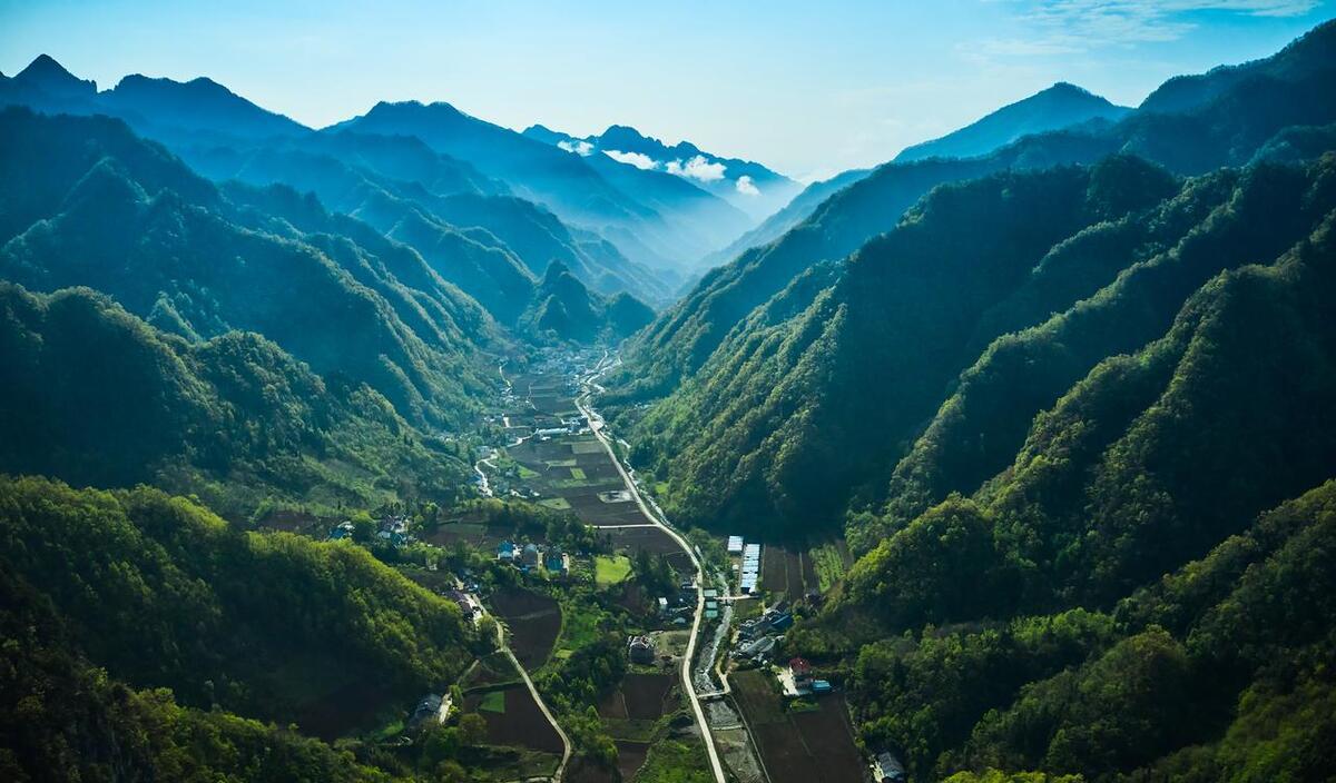 神農頂自駕游攻略_神農頂自駕游可以開車上去嗎_神農山自駕游攻略