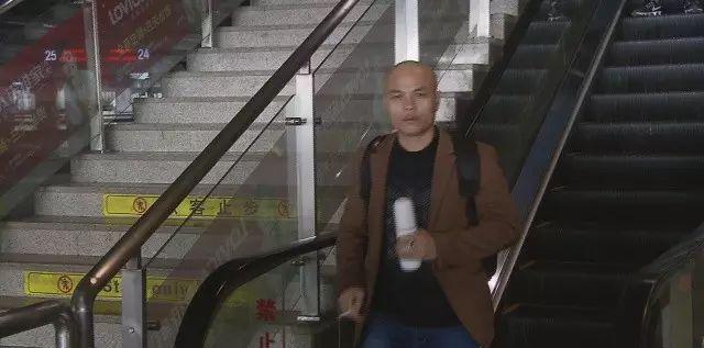 火車吸煙處照片_火車吸煙區在哪_火車吸煙區在哪兒