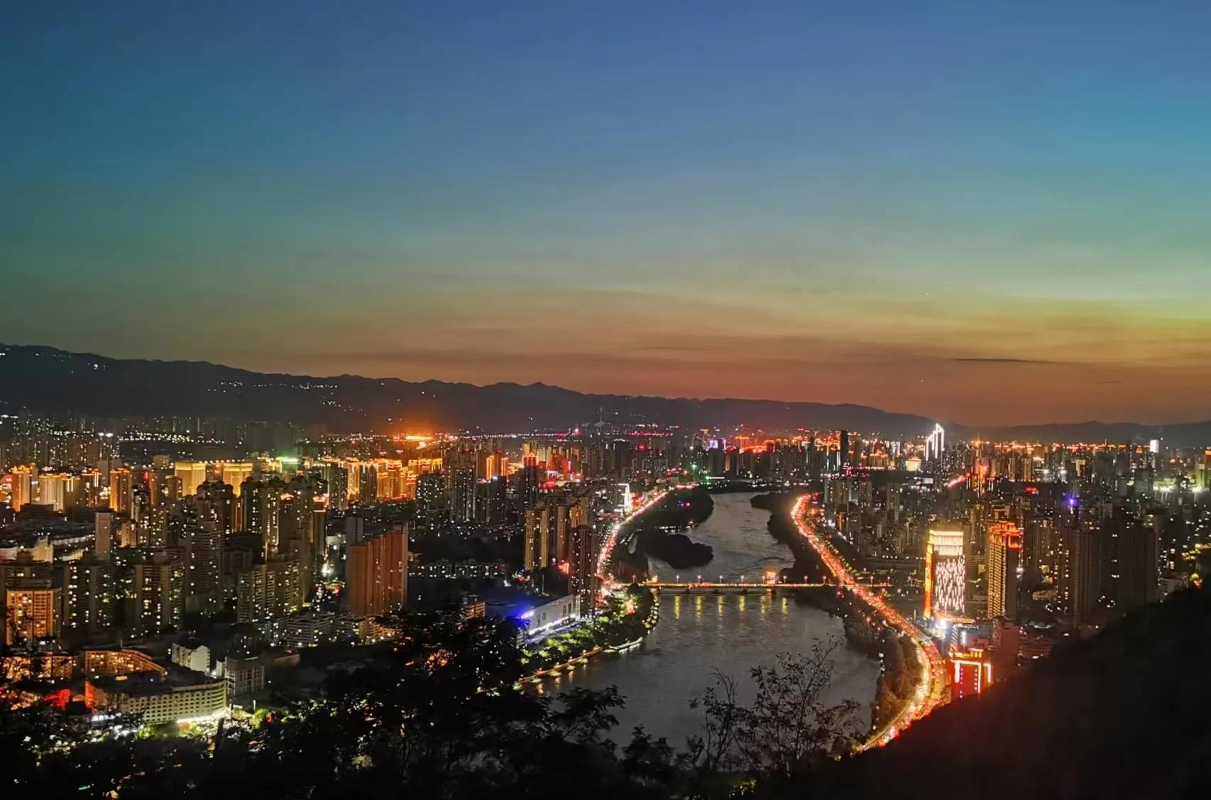 蘭州自駕游線路_蘭州自駕團_蘭州自駕游群