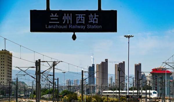 西寧到張掖坐火車要多久_張掖到西寧火車_西寧到張掖火車票多少錢