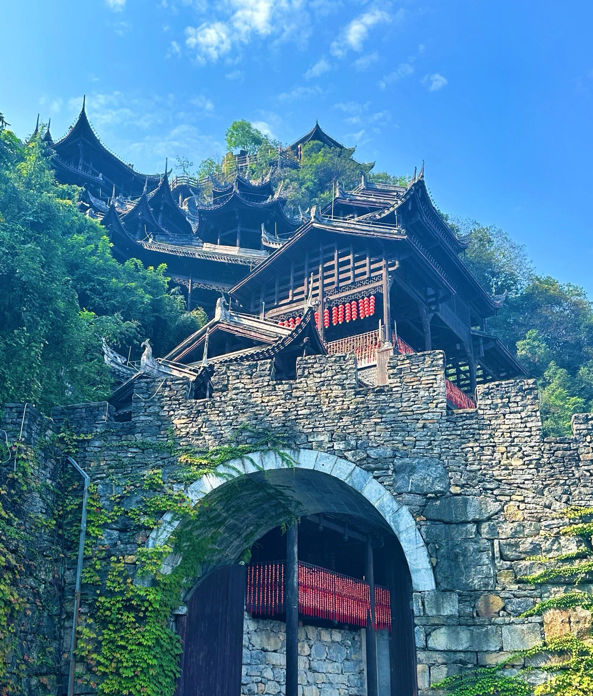 重慶旅游勝地景點(diǎn)攻略_重慶旅游勝地_重慶十佳旅游地