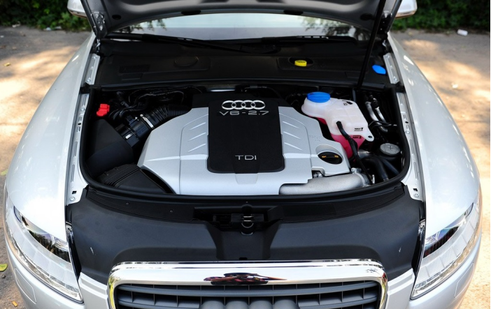 火車加什么油_火車油_火車油加滿能跑多遠