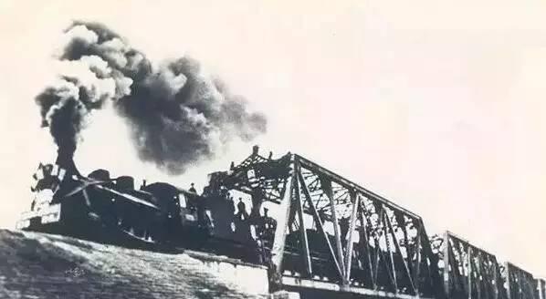 火車發展史四個階段圖片_火車發展史視頻_火車發展