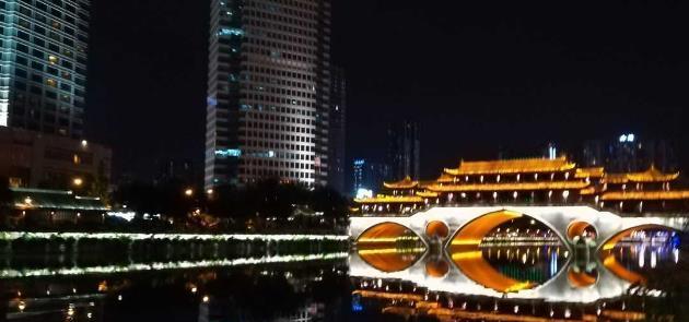 川藏線自駕游攻略:從成都到拉薩,體驗高原風光與挑戰