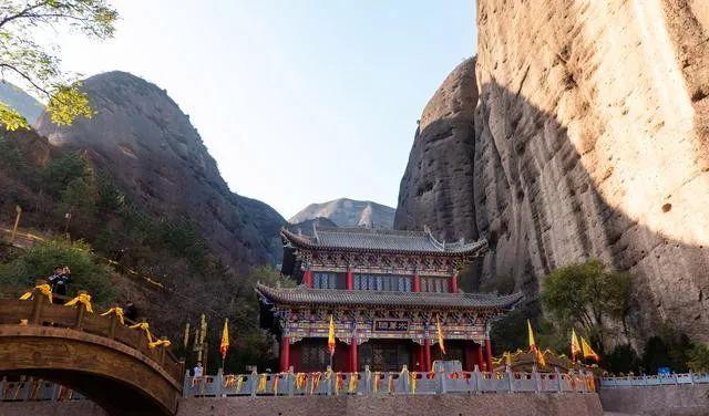 甘肅十大旅游景點_甘肅景點旅游線路設計_甘肅景點旅游攻略