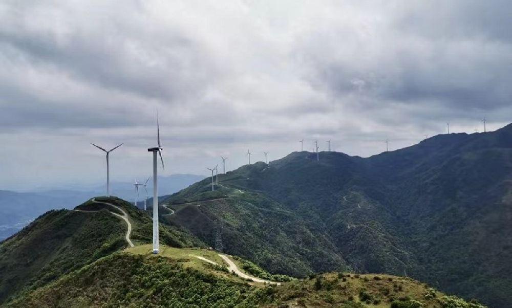 新興風車山自駕游_新興自駕風車山游路線_新興風車山天氣預報