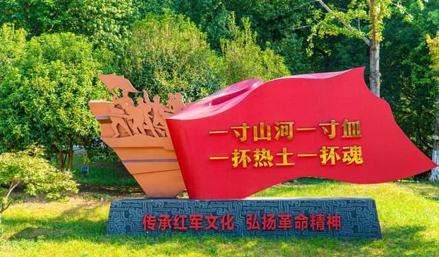 湖北天堂寨自駕游_湖北鐵寨風景區_湖北黃陂清涼寨