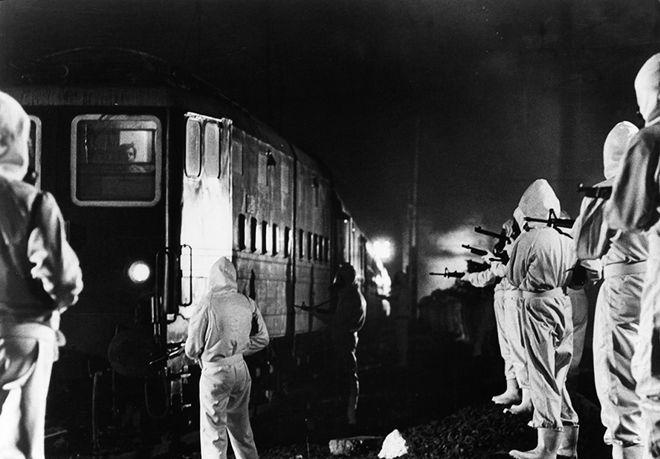 綠皮火車車廂多寬_綠皮火車尺寸_綠皮火車車廂內部尺寸