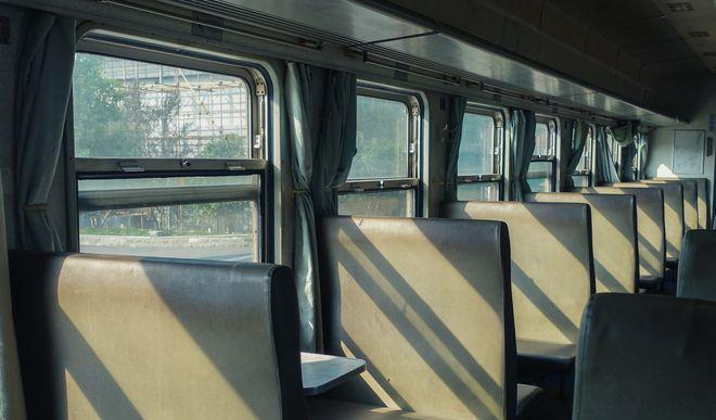 綠皮火車車廂多寬_綠皮火車尺寸_綠皮火車車廂內部尺寸