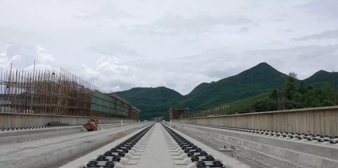 大方火車站_大方火車站到百里杜鵑怎么走_大方火車站時刻表