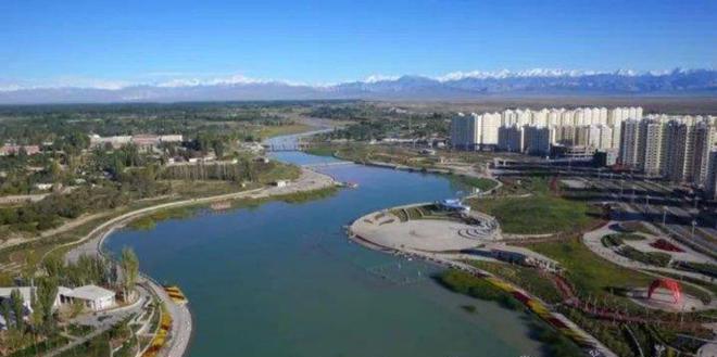 火車站臺鐵軌圖片_火車車站站臺_輪臺火車站