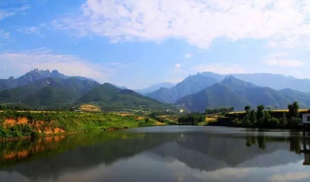 自駕游保險怎么購買_自駕游半年_自駕游去張家界旅游最佳路線