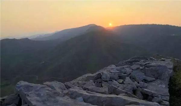 距離鄭州近的旅游景點_景點鄭州旅游距離近的有哪些_景點鄭州旅游距離近怎么辦