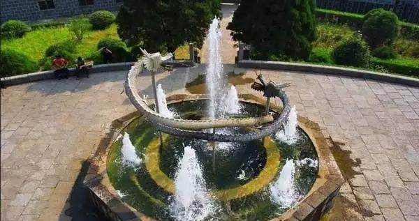 景點鄭州旅游距離近的有哪些_距離鄭州近的旅游景點_景點鄭州旅游距離近怎么辦