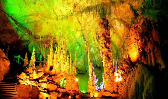 自駕游重慶攻略_重慶自駕游的最佳路線_自駕重慶旅游攻略景點必去