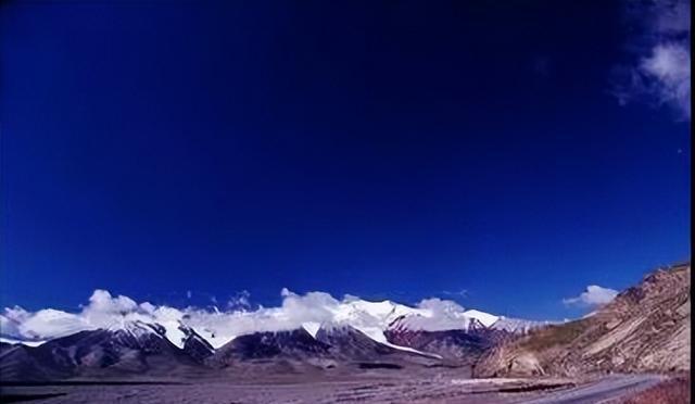 青海湖邊拍照_青海湖自駕游拍照技巧_青海湖邊怎么拍照