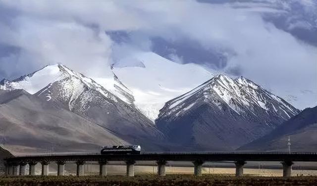 青海湖自駕游拍照技巧_青海湖邊拍照_青海湖邊怎么拍照