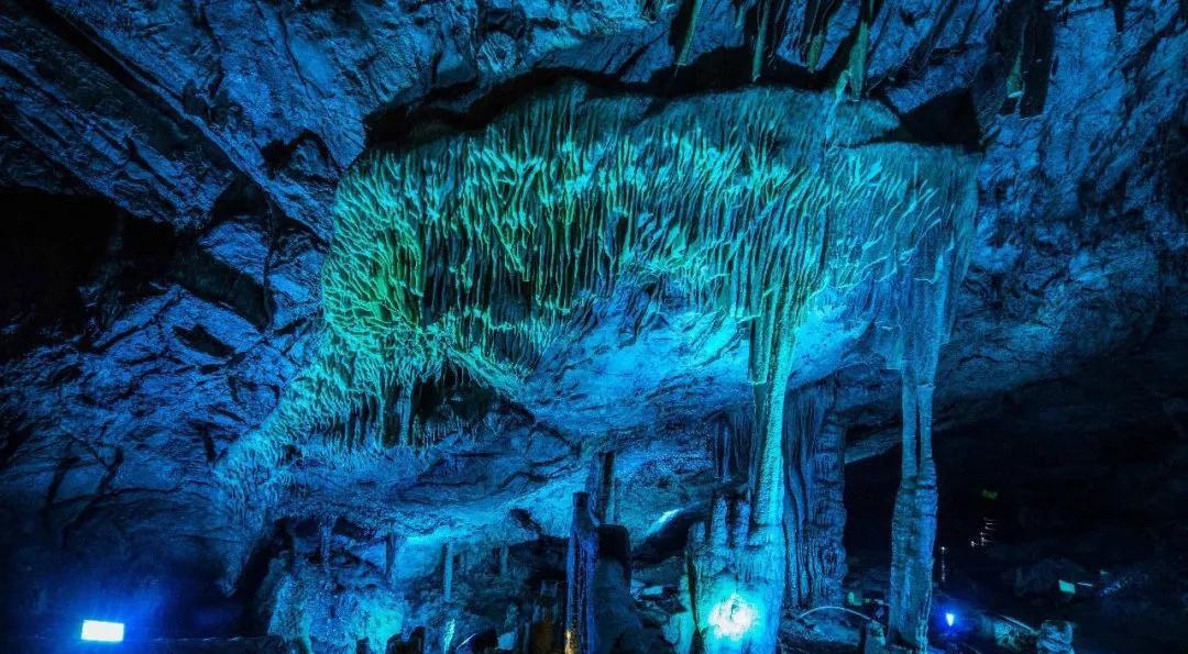 太極洞旅游_太極洞一日游_自駕游太極洞