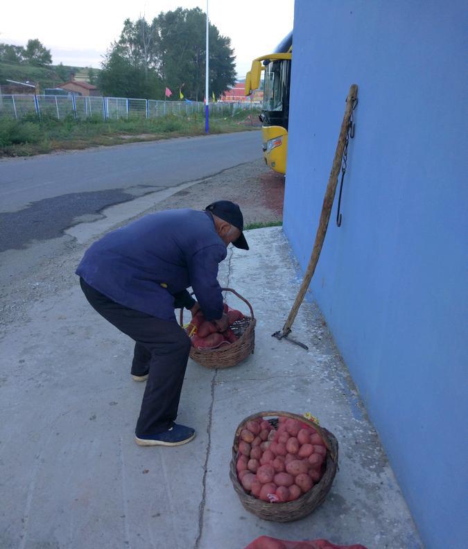 新鄉(xiāng)到壩上草原自駕游_新鄉(xiāng)到豐寧壩上草原_距離新鄉(xiāng)最近的草原