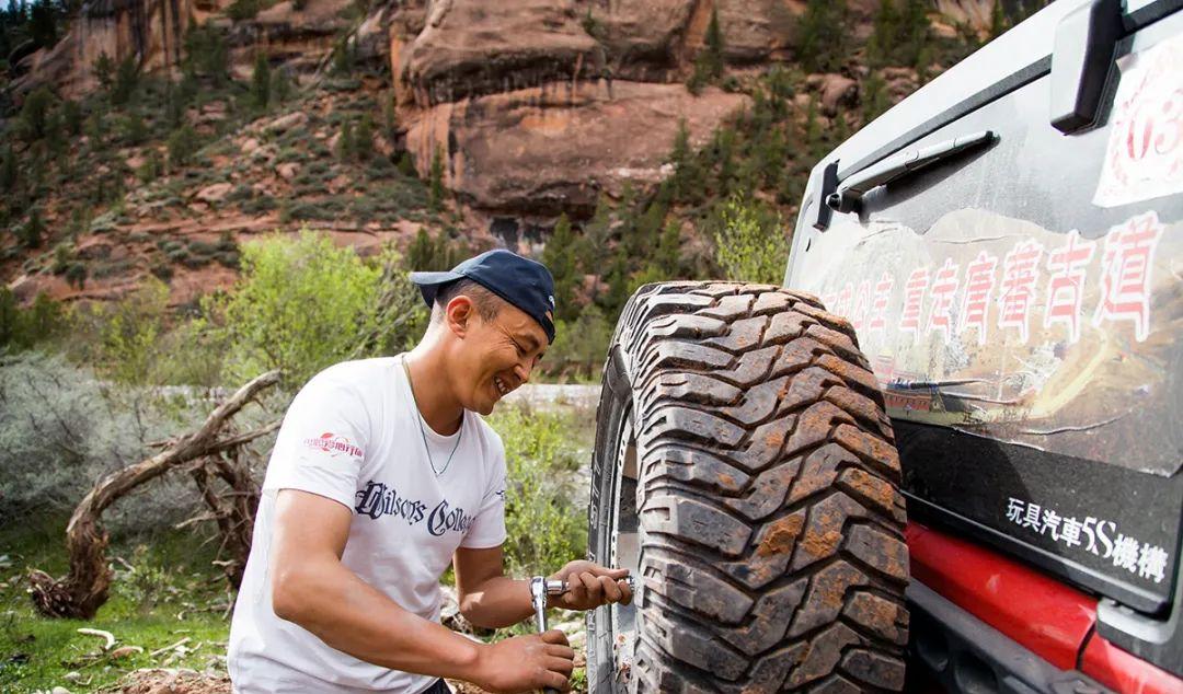 自駕游老年人旅游適合去哪里_老人自駕游_帶老人自駕游痛苦經歷