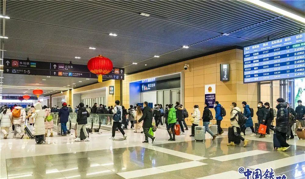 2021年北京火車站可以走嗎_北京站有過路火車嗎_北京火車站有幾個(gè)站