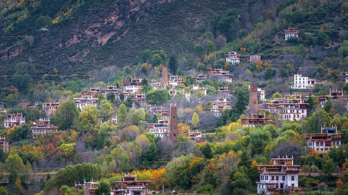 自駕游川西旅游線路_川西自駕游3天_川西自駕游天氣