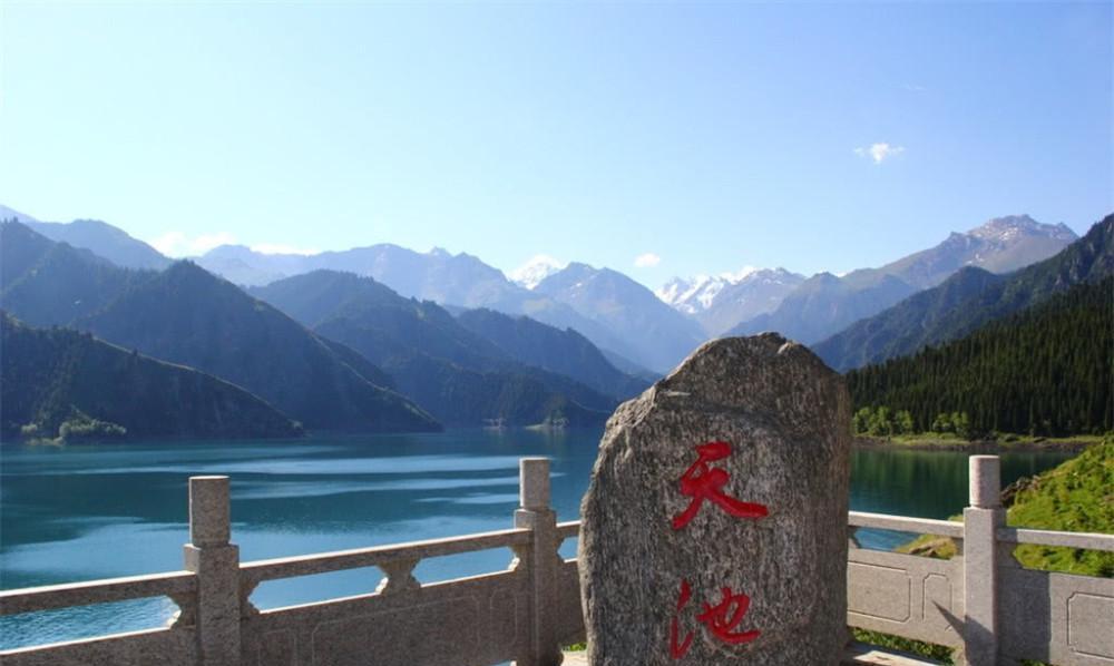 新疆旅游景區有哪些_新疆的旅游景區_新疆旅游景點有哪些