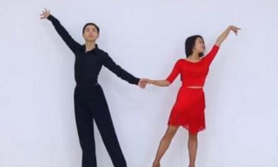 倫巴舞蹈：基本舞步、節奏特點與音樂配合詳解