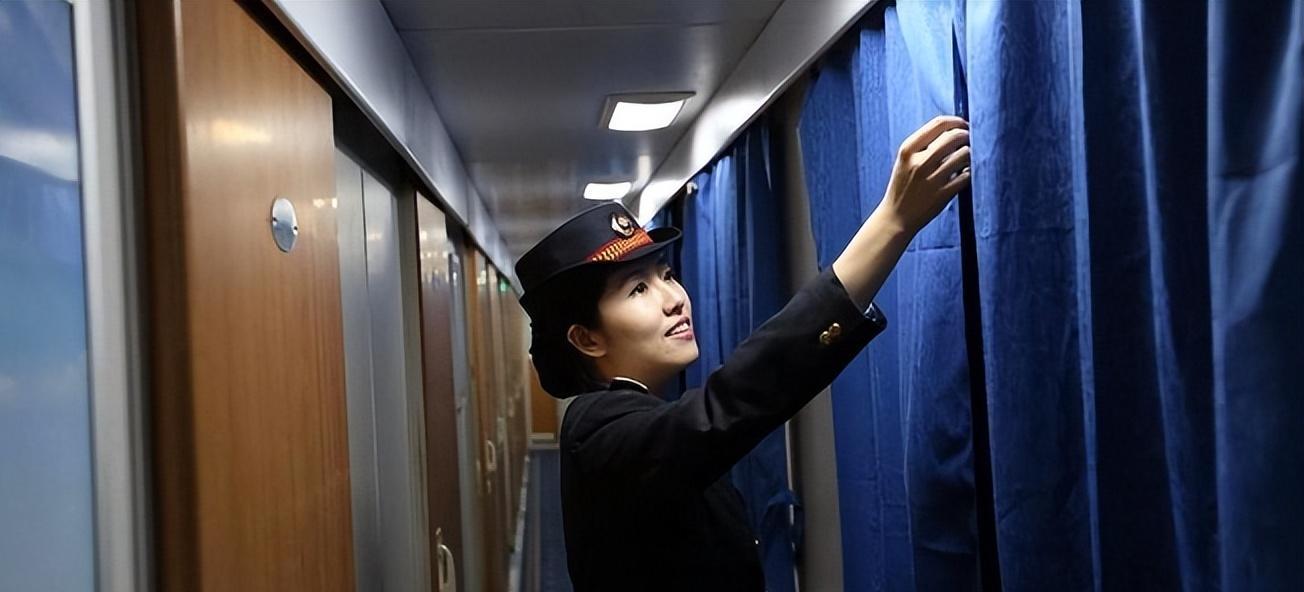 坐火車的感覺_乘坐火車的感覺_火車坐著難受怎么辦